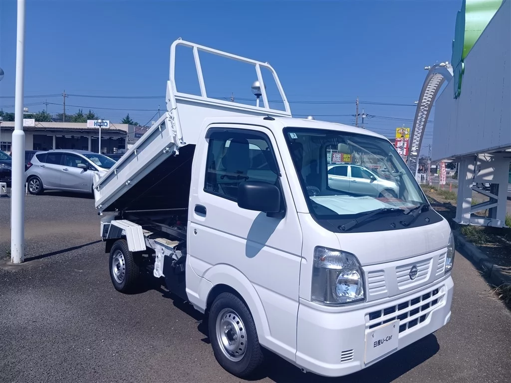 Nissan NT100 Clipper DR16T 2026